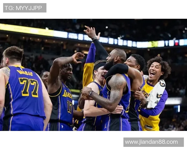 2011年湖人与灰熊的经典对决回顾与精彩瞬间分析 2011年湖人与灰熊的经典对决回顾与精彩瞬间分析