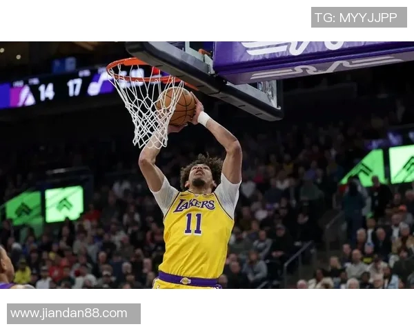 太阳力克湖人迎来季后赛关键胜利