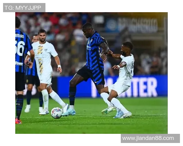 热那亚主场迎战国米双方争夺意甲积分榜关键战役